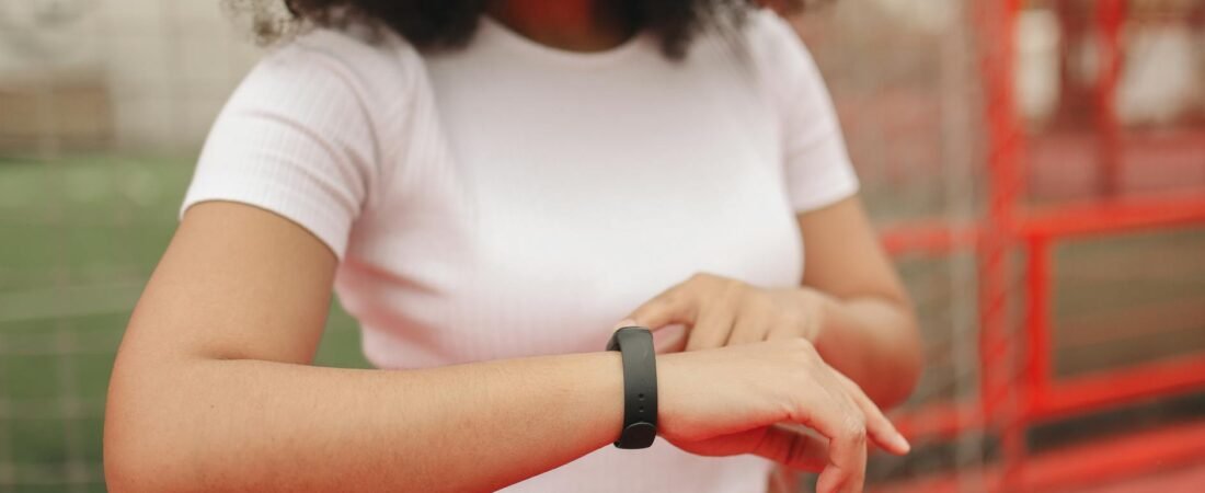 Top Fitness Gadgets To Track Your Health In 2025